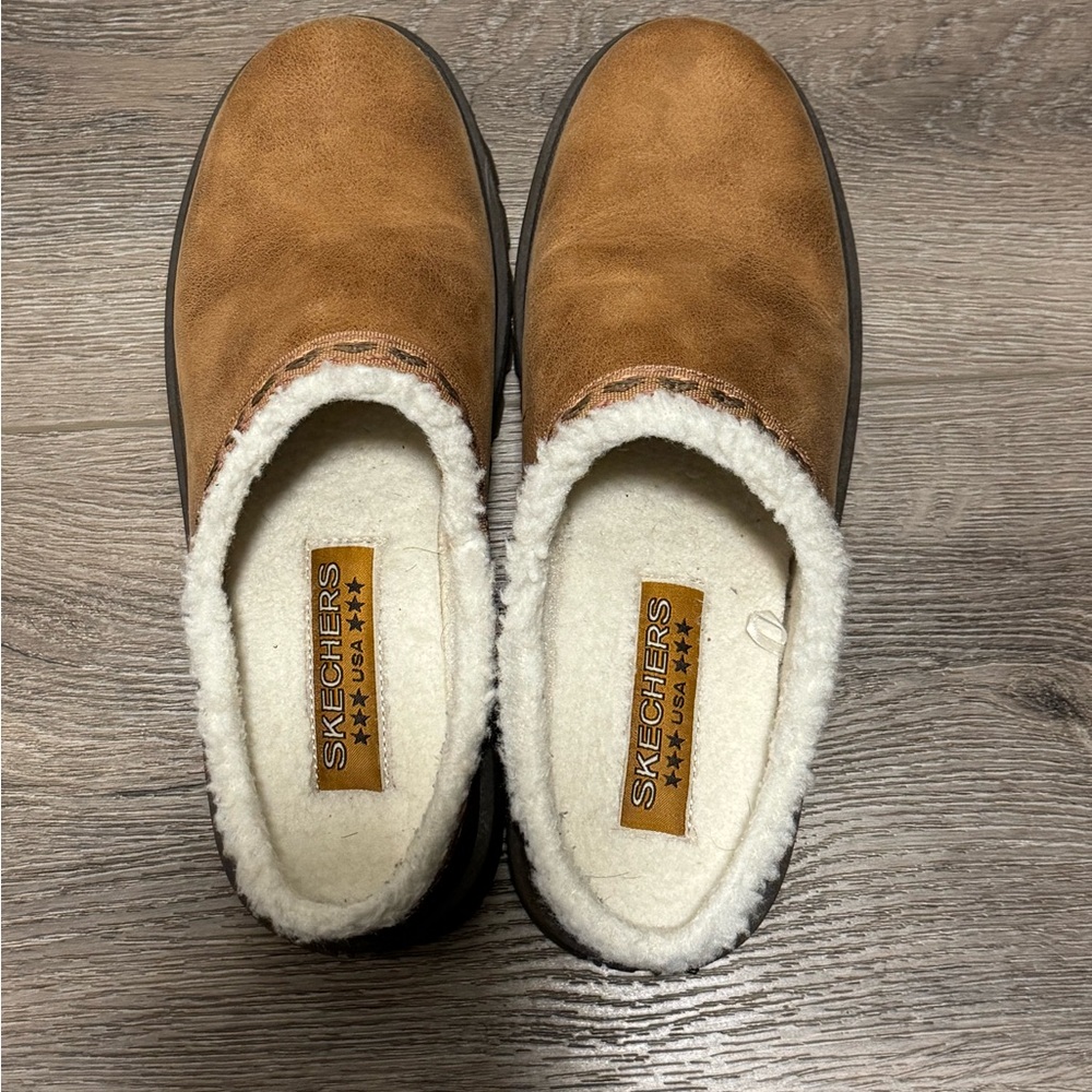 Skechers Brown Loafers Slip-Ons with Plush Lining and Rubber Sole